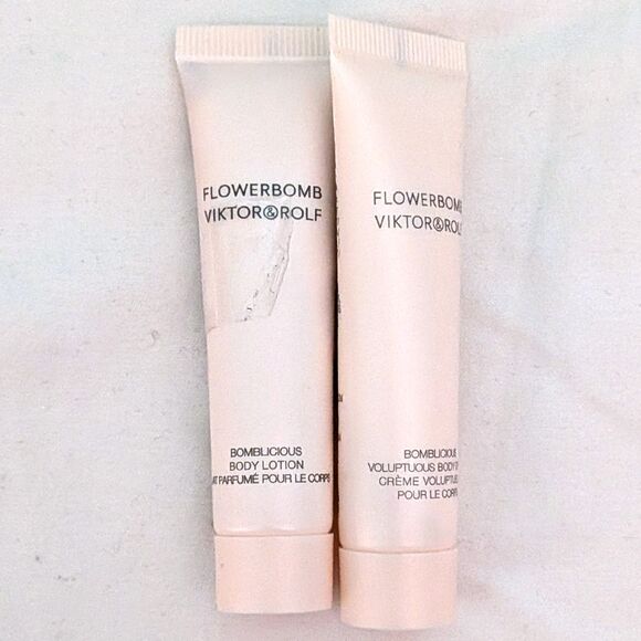 Viktor & Rolf Flowerbomb Fragrance Kit Candle Lotion Bow Beauty Scent Women's - Picture 5 of 6